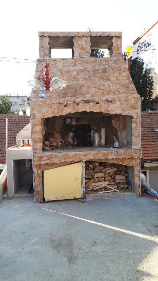 Neno Hotel Zagreb Bagian luar foto